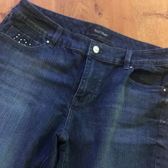 White House black market jeans - Picture 2 of 4